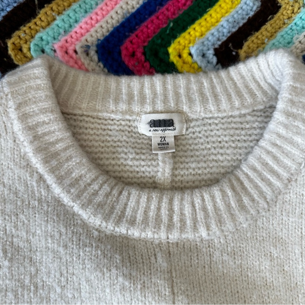 A.n.a Geometric Patterned White Sweater - Picture 2 of 3